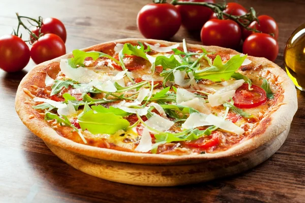 Pizza Arugula — Fotografie, imagine de stoc