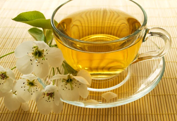 Tè e fiori primaverili — Foto Stock