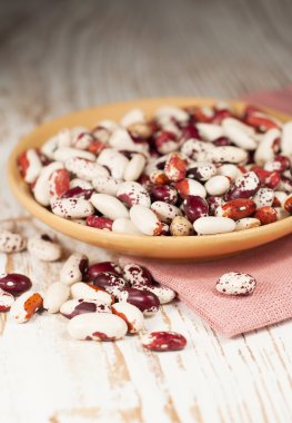 Kuru fasulye ile kase