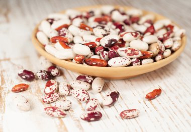 Kuru fasulye ile kase