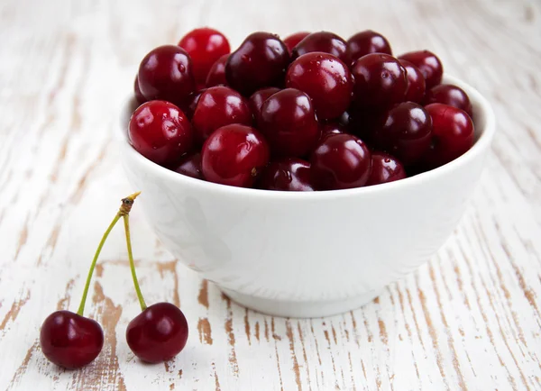 Cerezas frescas —  Fotos de Stock