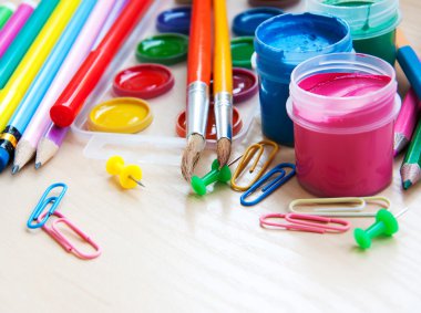 Office veya okul malzemeleri