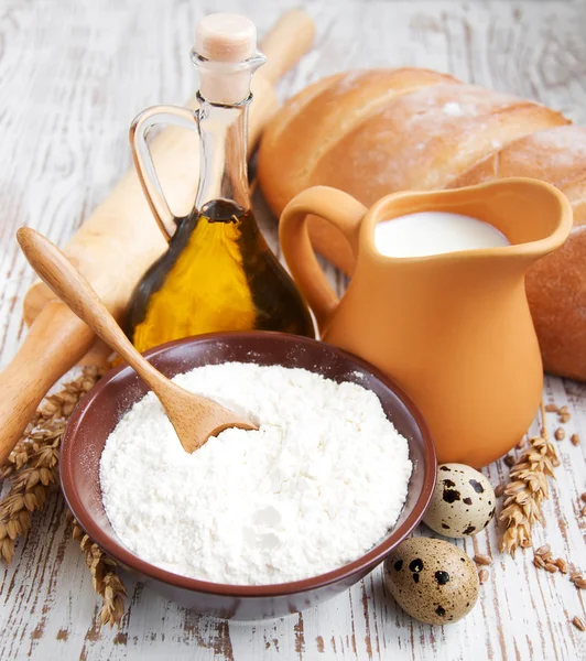 우유와 빵 — 스톡 사진