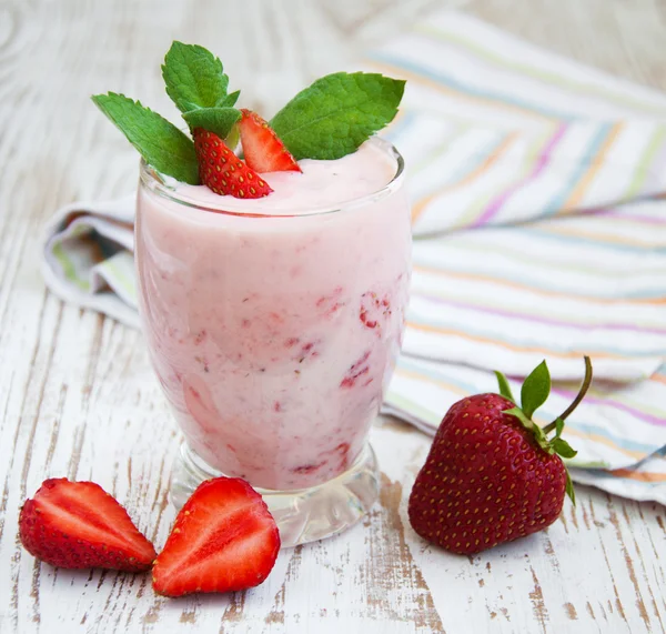 Aardbeienyoghurt — Stockfoto