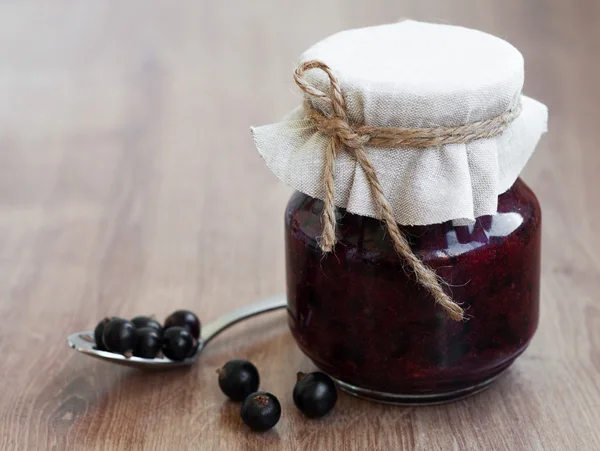 Zwarte krenten jam — Stockfoto