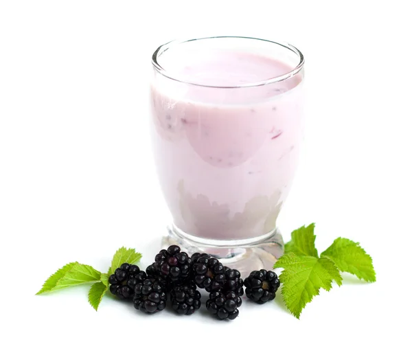 BlackBerry yoghurt — Stockfoto