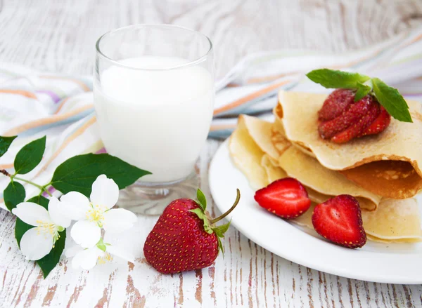 Stawberry pannenkoeken — Stockfoto