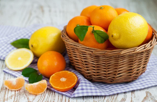Tangerine och citroner — Stockfoto