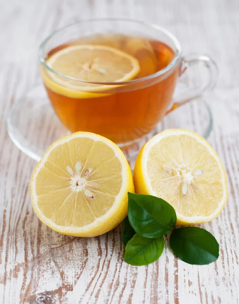 Tea and lemon slice — Stock Photo, Image