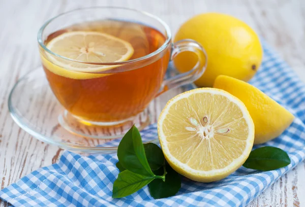 Čaj a citronové řezy — Stock fotografie