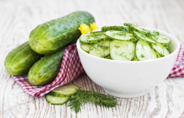 salatalık salatası