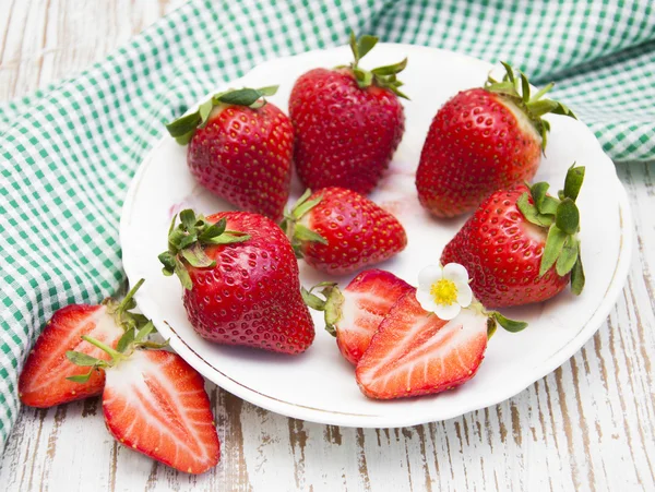 Verse aardbeien — Stockfoto