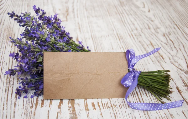 Lavender on vintage wood with blank — Stock Photo, Image