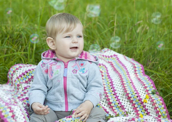 Blow bubbles — Stock Photo, Image