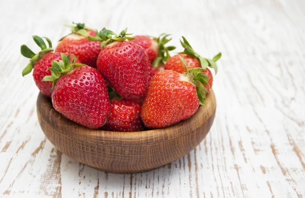 Färska söta mogna jordgubbar — Stockfoto