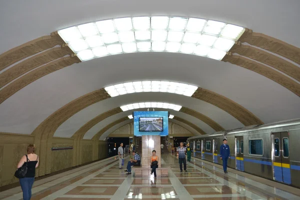 Metro van Almaty — Stockfoto