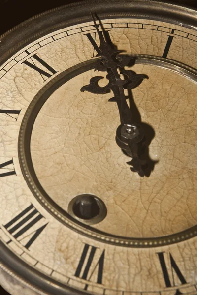 Античные часы — стоковое фото