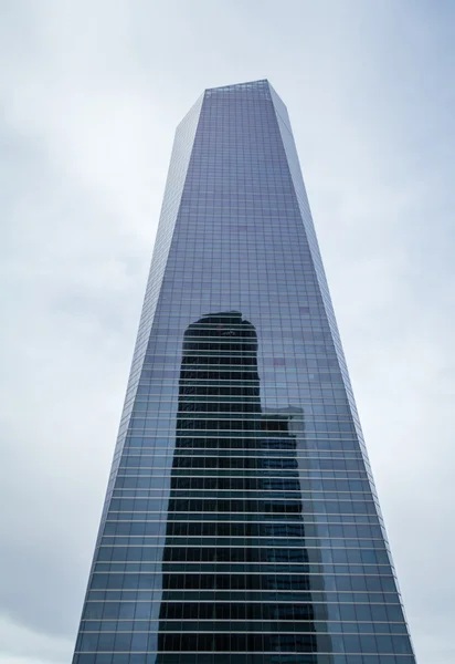 Cuatro torres business area (ctba) byggnad skyskrapa, i madri — Stockfoto