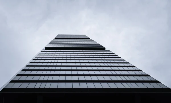 Cuatro Torres Business Area (CTBA) edifício arranha-céus, em Madri — Fotografia de Stock