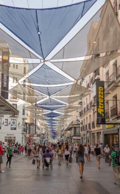 insanlar üzerinde preciados cadde, madrid, İspanya