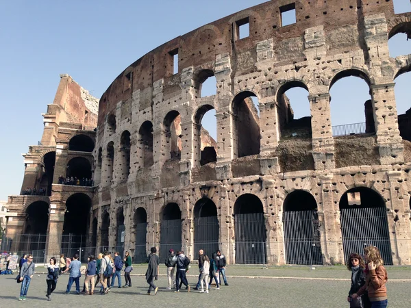 Ancient Roman architecture - Colosseum, Rome — Stock Photo, Image