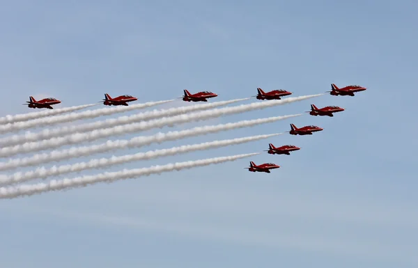 Formation de flèches rouges Images De Stock Libres De Droits