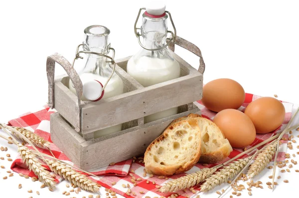 Traditional countryside breakfast — Stock Photo, Image