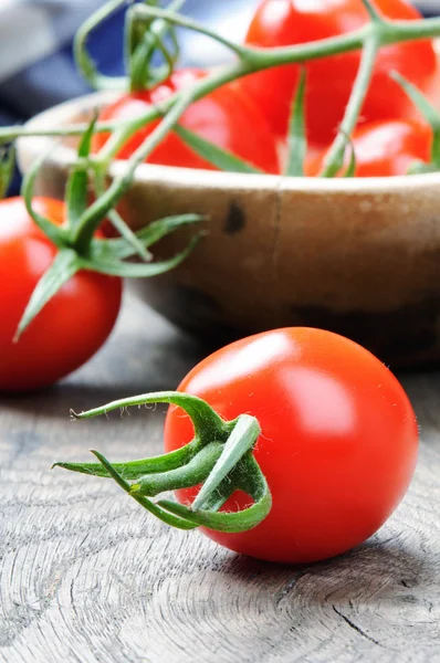 Tomates cereja frescos — Fotografia de Stock