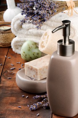 Spa ayarı doğal sabun ve lavanta
