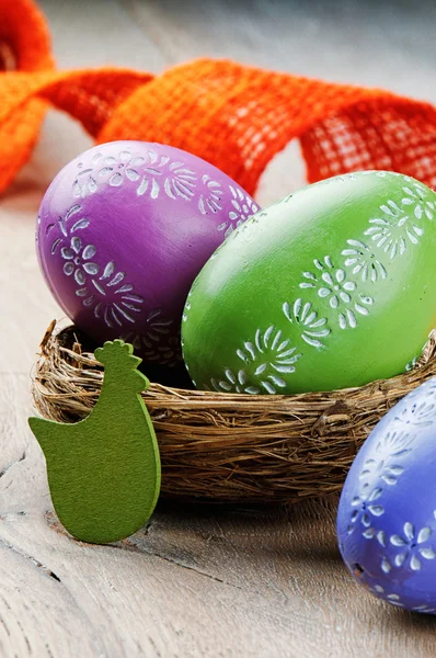 Coloridos huevos de Pascua — Foto de Stock