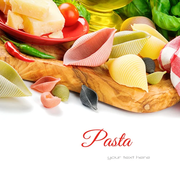 Frische Zutaten für italienische Pasta — Stockfoto
