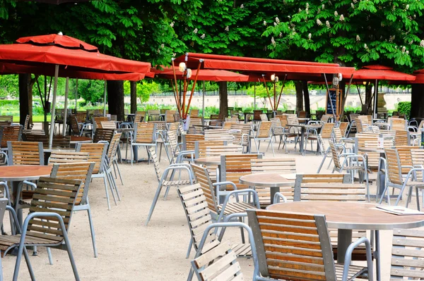 Terasa Café v Tuilerijské zahrady, Paříž — Stock fotografie