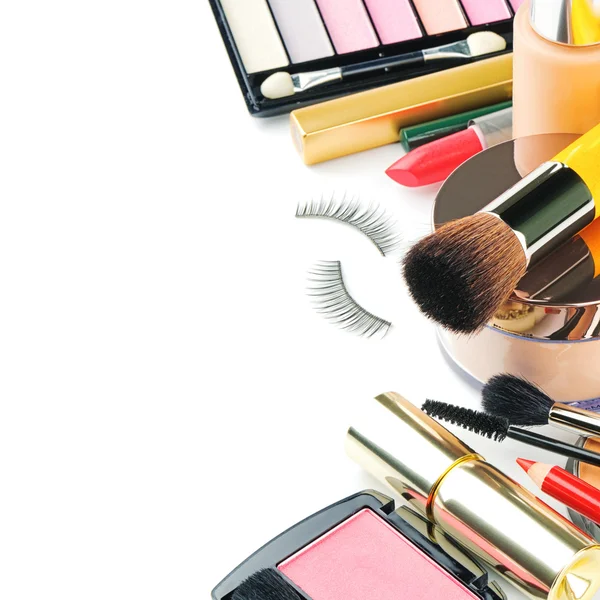 Coloridos productos de maquillaje — Foto de Stock