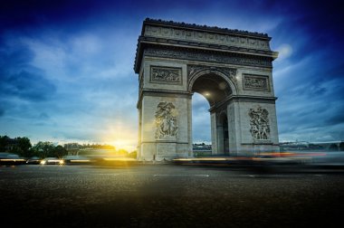 Arc de triomphe, gece