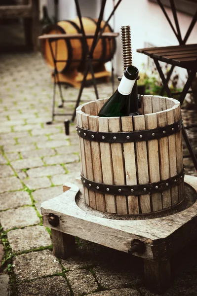 Ancient wooden wine press — Stock Photo, Image