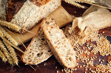 Taze pişmiş ekmek.