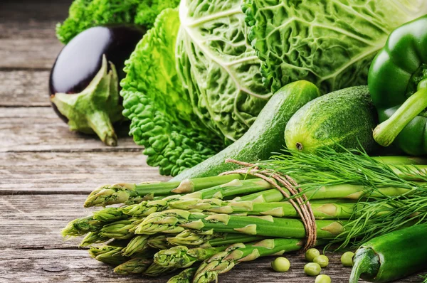 Groene biologische groenten — Stockfoto