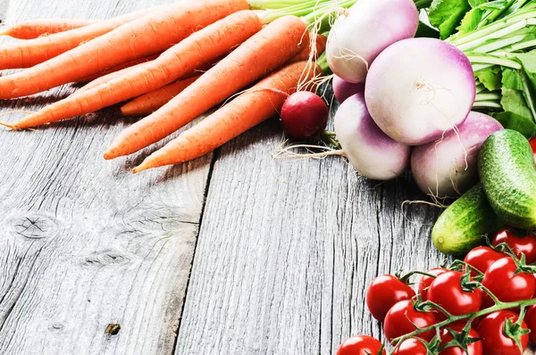 taze organik sebze ile çerçeve