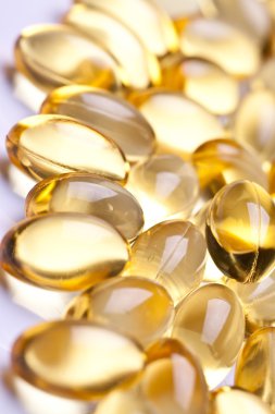 whiteback yere izole renkli vitamini jel kapsül