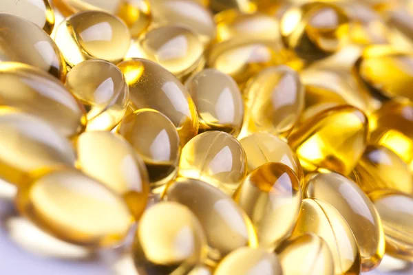 whiteback yere izole renkli vitamini jel kapsül