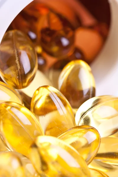 whiteback yere izole renkli vitamini jel kapsül