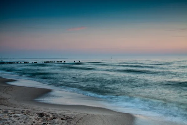 Beautiful sunrise at Baltic sea. Sunrise over the sea. Chalupy, Poland. — Stock Photo, Image