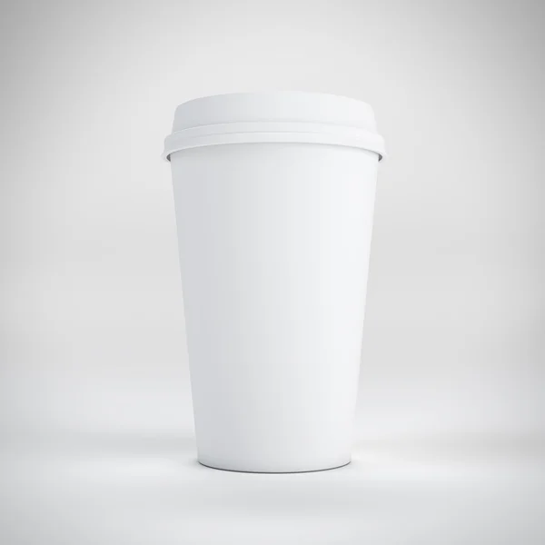 Wegwerp kopje koffie op witte achtergrond — Stockfoto