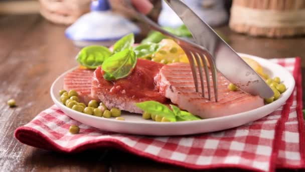 Teneroni Med Cooked Ham Mjuka Italienska Kotletter Med Prosciutto Cotto — Stockvideo