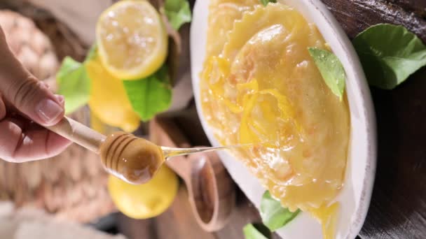 Seadas Traditional Sardinian Dessert Pecorino Cheese Honey Lemon Meal Cheese — Video