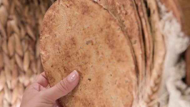 Шпіоната Сарда Типовий Хліб Тортильї Солоній Сардинії Випікання Хліба Худий — стокове відео