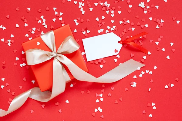 Valentines Day Concept Red Gift Box Beautiful Ribbon Little Red — Stockfoto
