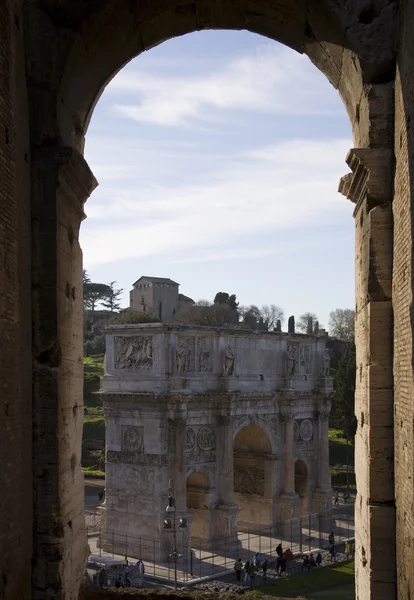 Arco di settimio severo z Koloseum, forum Romanum, Rzym — Zdjęcie stockowe