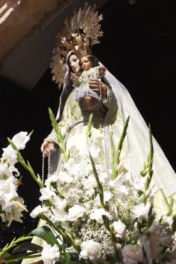 Bakire Meryem Heykeli