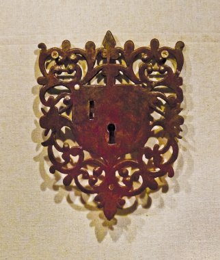 antika anahtar dolabı